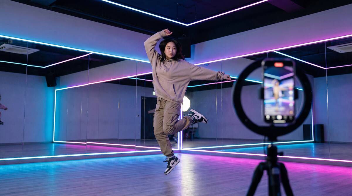 四虎影院舞蹈短视频